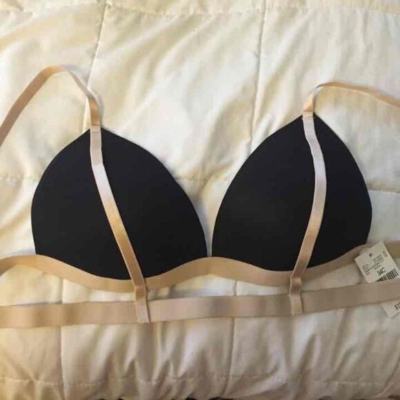 NWT 34c cut out bra - Picture 2 of 2